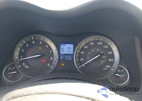 2017 Infiniti Q70 3.7X z USA, uszkodzony, nr VIN JN1BY1ARXHM770637